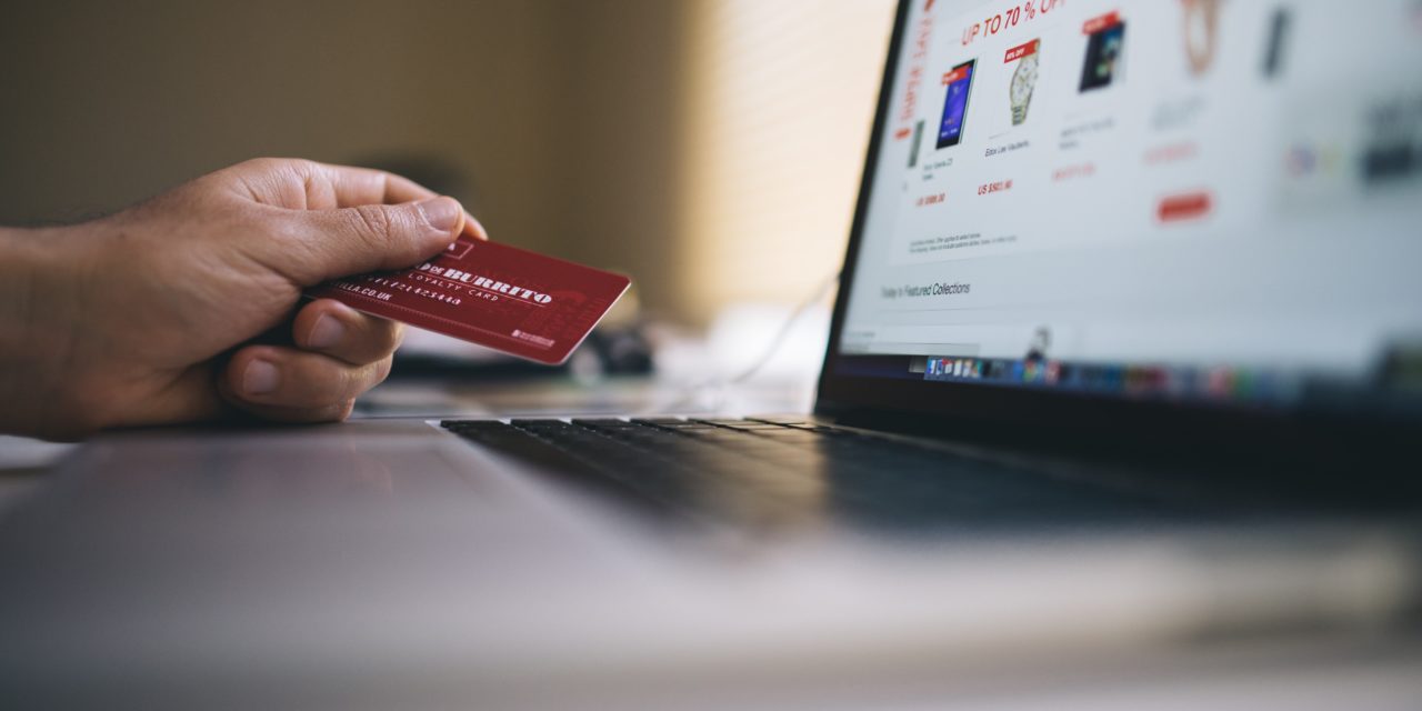 https://empirefscredit.com/wp-content/uploads/2019/11/black-friday-buy-credit-card-34577-min-1280x640.jpg
